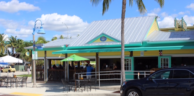 Smokin Oyster Brewery-Fort Myers Beach